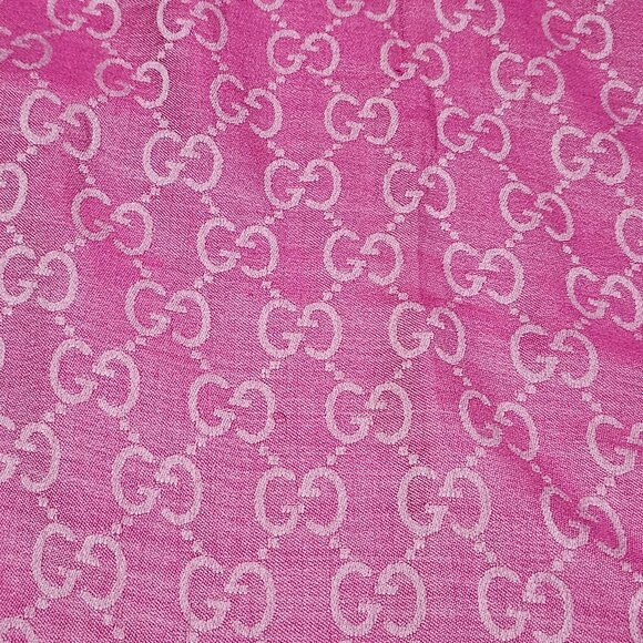 GUCCI Pink Jacquard Logo GG Wool Silk Scarf - Picture 13 of 14